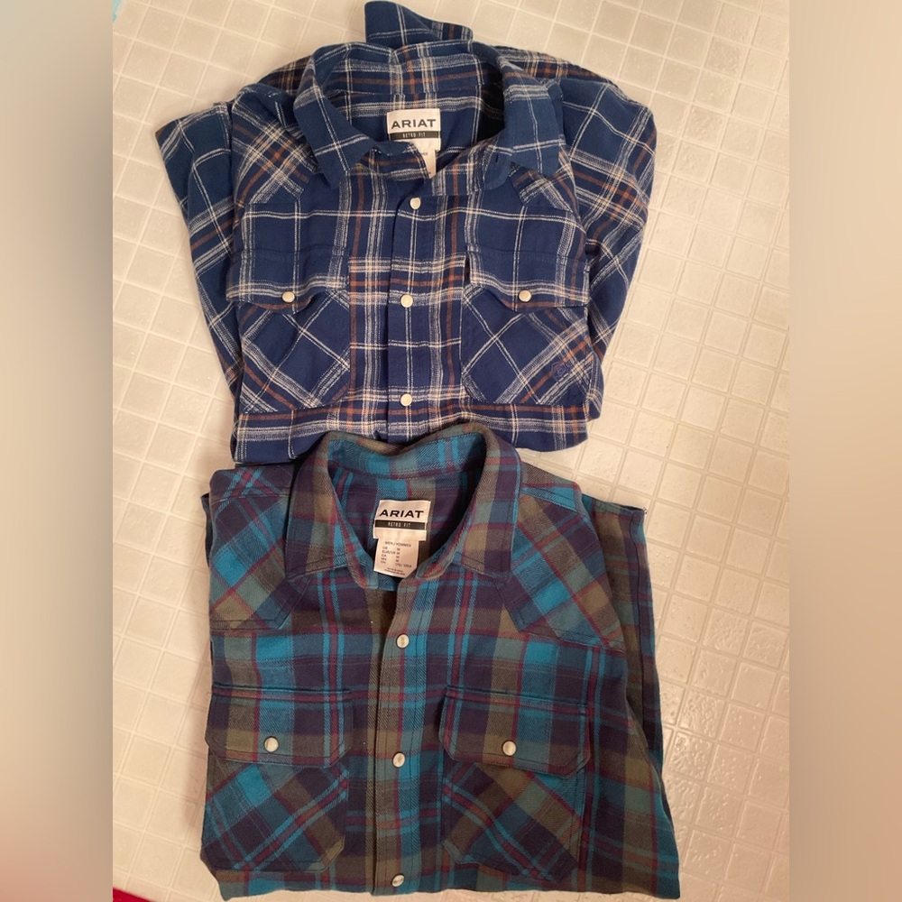 Lot 2 Ariat Blue and Teal Plaid Shirts bundle set flannel pearl snaps button 21”